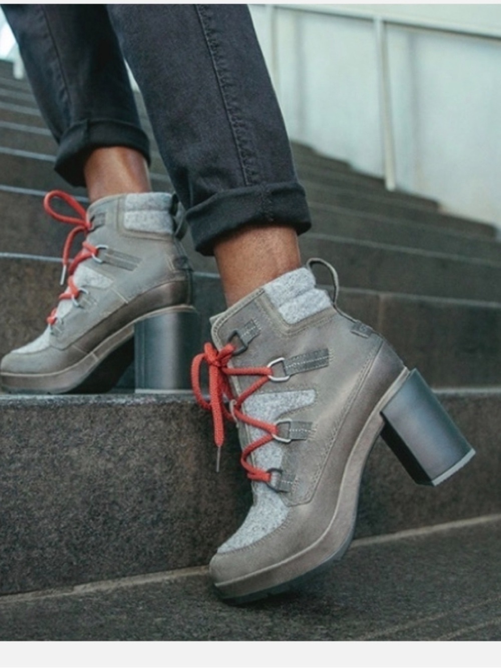 New Sorel Blake Waterproof Gray Lace-Up Block Heel Boots with Red Laces Size 5.5